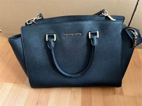 michael kors tasche schwarz glitzer|Designer.